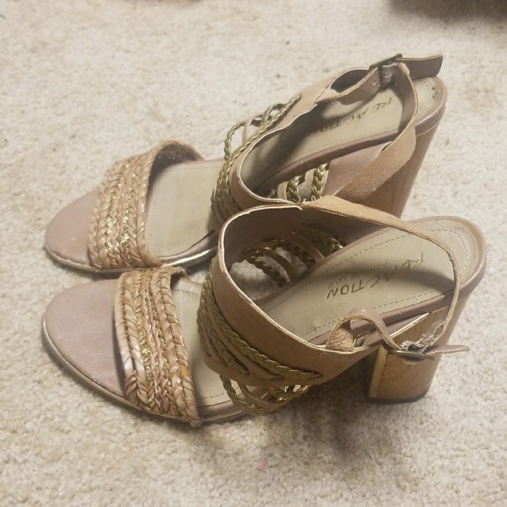 Block Heels - Picture 2 of 4